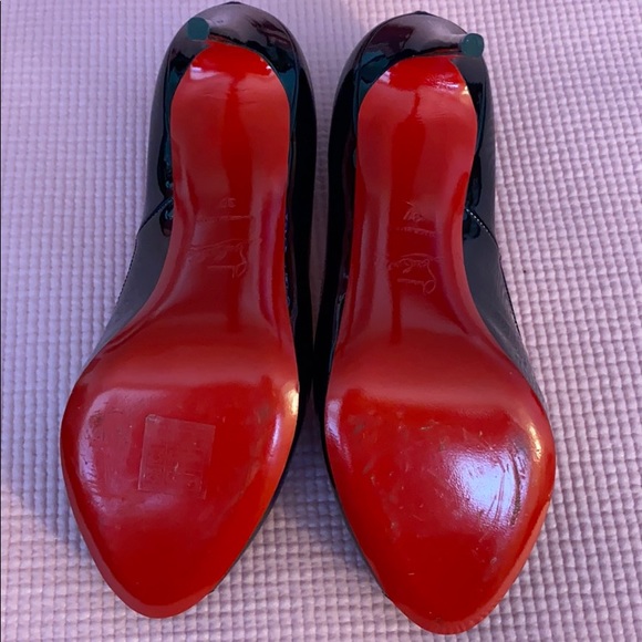 Christian Louboutin Patent Peeptoe Pump 👠 - Picture 4 of 6